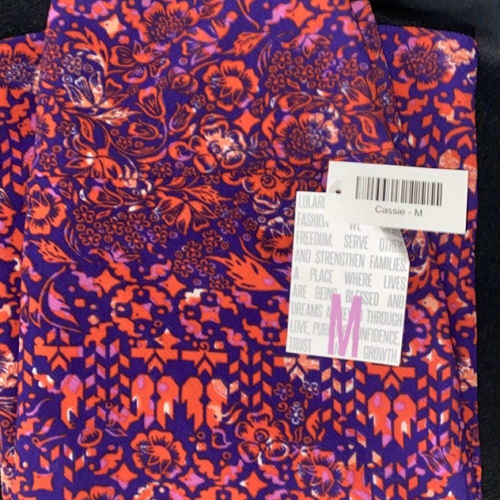Lularoe Cassie skirt BRAND NEW